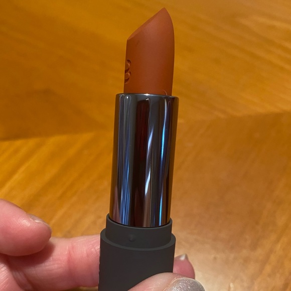 Bite Beauty Power Move Soft Matte Lipstick Harissa - Picture 8 of 16